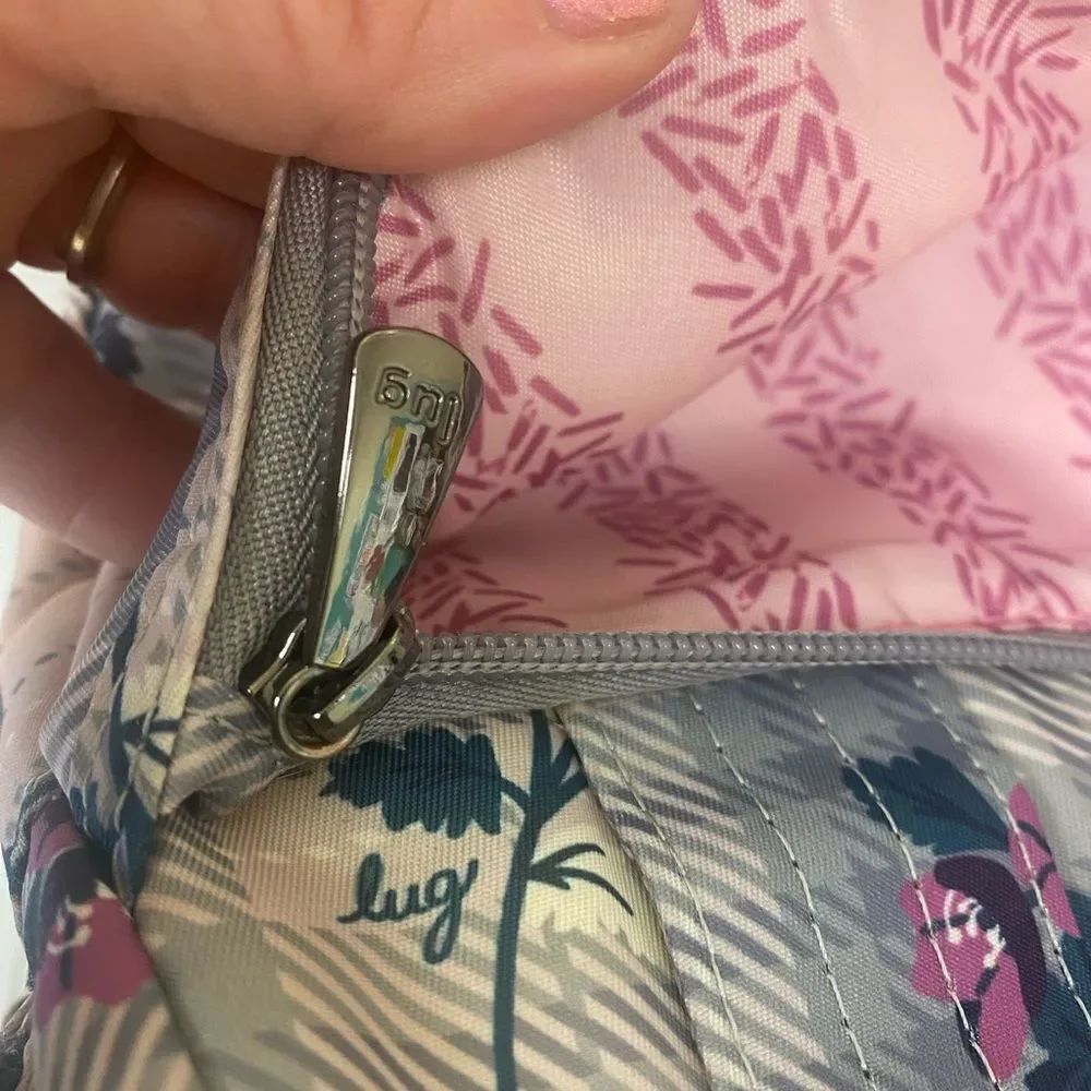 Women’s lug brand purse, adjustable Crossbody/shoulder bag